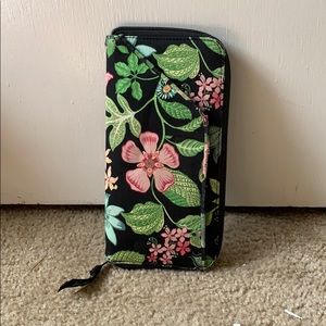 Vera Bradley clutch wallet